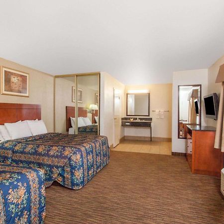 ทราเวลลอดจ์ เฮเมต แคลิฟอร์เนีย Hotel เฮเมท ภายนอก รูปภาพ
